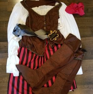 Women's Pirate Costume